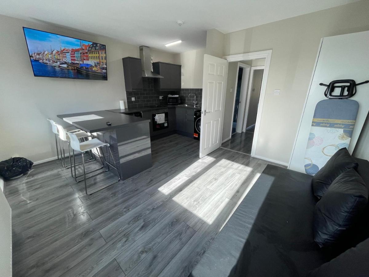 Hosted By Ryan - 1 Bedroom Apartment Λίβερπουλ Εξωτερικό φωτογραφία